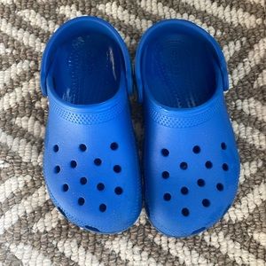 Toddler blue crocs